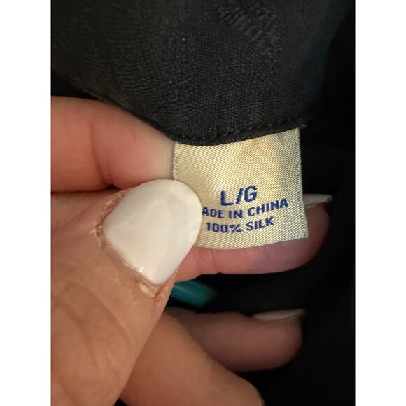 Tommy Bahama Men's Large Black Short Sleeve Collar Tropical Print Button Up - Picture 9 of 9